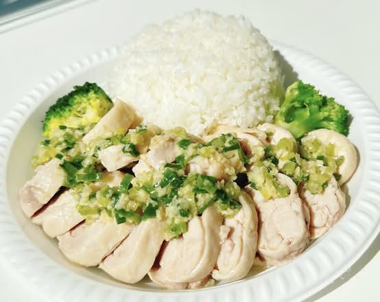 D5. Teochew Ginger Chicken Rice (With Soup) / 潮汕沙姜鸡饭配汤